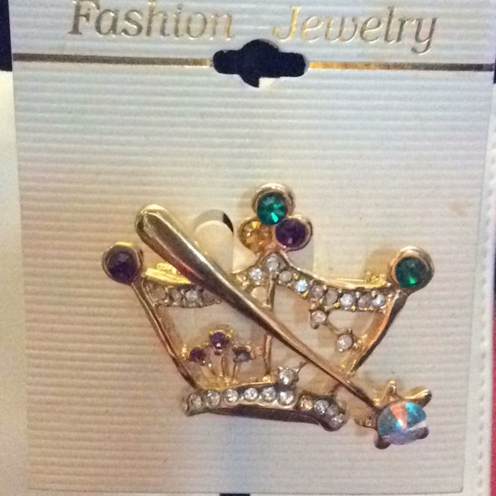 Crown & Scepter brooch, gold tone